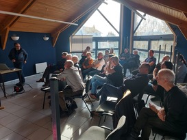 Réunion des adhérents à La Charité-sur-Loire : l'oiseau qui danse sur les nuages